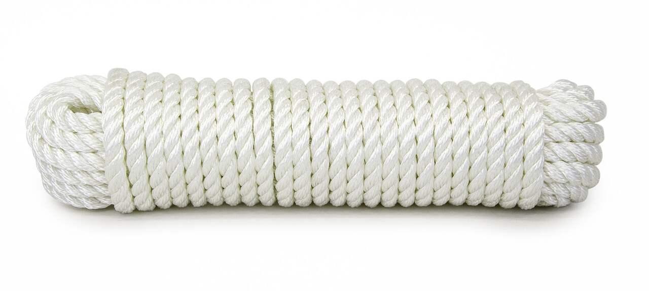 images-nylon-twisted-ropes-Polyester-Marine-ropes-nylon-sxoinia-vythoy-twisted-ropes-sxoinia-cyprus-thessaloniki-samos-leykada-rodos-sxoinia-synodinos-metstrade.jpg